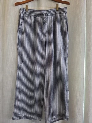 Old Navy Women’s Size M Petite Linen Blend Blue & White Striped Wide Leg Pants - Image 1 of 4