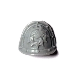 Space Marines Red Scorpions SHOULDER PAD Forge World Honor Guard 40K (G) - Picture 1 of 1