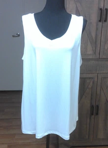 SUSAN GRAVER V NECK BRIGHT WHITE TANK SIZE 1X BN250 - Picture 1 of 4