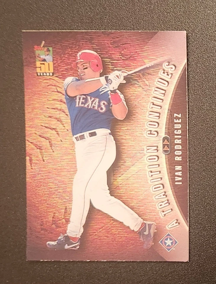 2001 Topps Ivan Rodriguez #TRC11 A Tradition Continues insert (Rangers) - Image 1 of 1