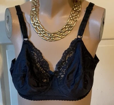 Women’s Vintage 38B Black Lovable Bra With Underwire - Image 1 of 4