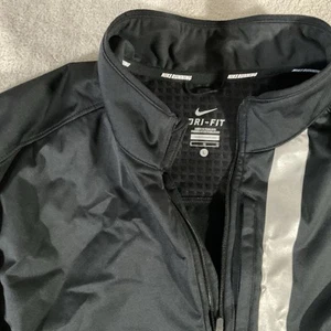 Nike Running Vest Shield Winter Full Zip Men’s Size L Black Dri-Fit Reflective - Picture 1 of 7