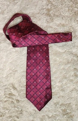 Corbata Goeffrey Beene 100% seda hecha en USA Foto 1 de 3