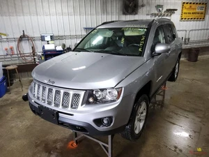 2014 Jeep Compass Fog Lamp Light - Picture 1 of 7