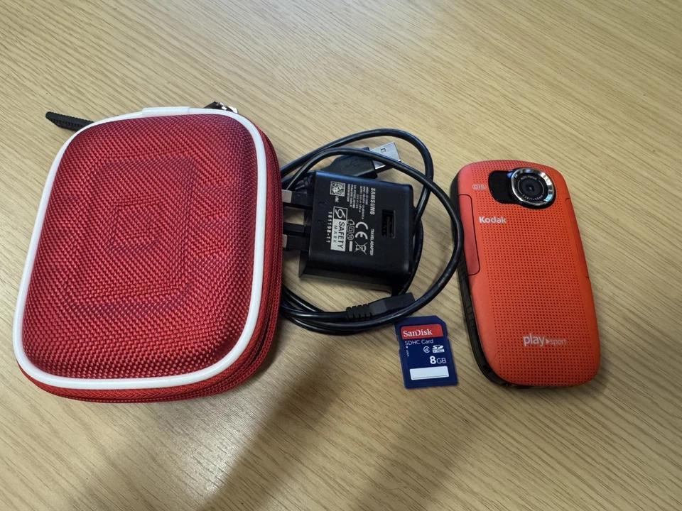 Kodak: Play Sport ZX3 Video Camera Water Resistant HD 5MP EIS Red - Image 1 of 3