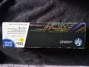 Cartuccia stampa laserjet gialla HP 125A CB542A nuova originale sigillata - Foto 1 di 6