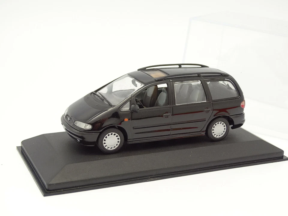 Minichamps 1/43 - Ford Galaxy Nera - Immagine 1 di 1