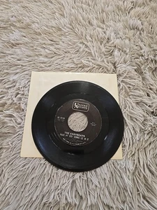 Easybeats-Friday On My Mind / Made My Bed, Gonna Lie in It United Artists 45 VG+ - Foto 1 di 3