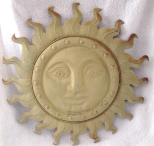 Vintage Pre-Owned Metal Sun Face/Celestial Wall/Fence Art/Decor / ~20” Diameter - Picture 1 of 6