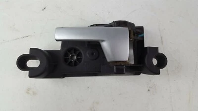 Manija de puerta interior delantera izquierda Ford Five Hundred 2005-2007 plateada OEM Foto 1 de 2