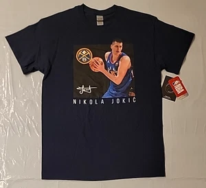 NBA Herren Denver Nuggets Nikola Jokic Basketball T-Shirt Navy Größe Medium - Bild 1 von 4