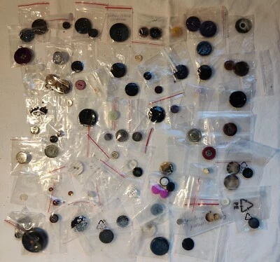 Knöpfe Kunststoff Bunt 65 Stück Konvolut - Nähen Hobby - NEU + OVP - Bild 1 von 4