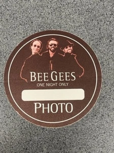 BEE GEES Backstage Pass - Original - UNUSED - Picture 1 of 2