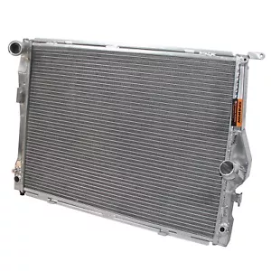 Radiator For BMW 1/3Series 2004-2009 E90 E91 E92 E93 E82 E88 Z4 N52 AT - Picture 1 of 7