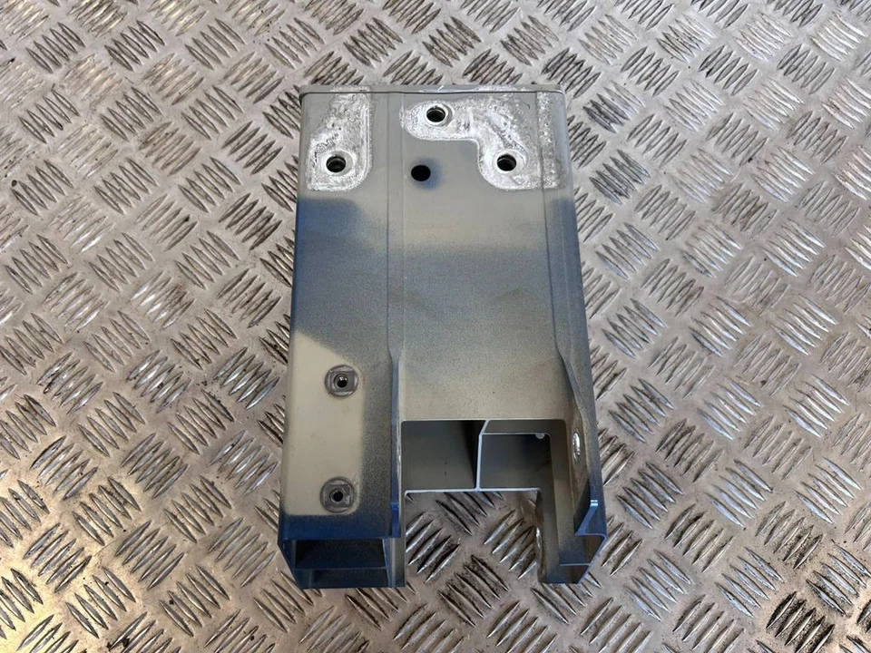 Soporte silenciador de impacto delantero izquierdo Volvo XC60 2018-2020 32216617 Foto 1 de 4