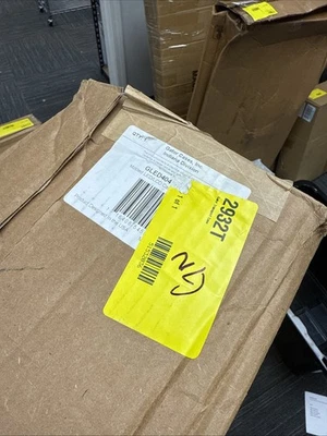 Estuches moldeados para TV LCD/LED TV y monitor Gator Estuche de transporte; se adapta a pantallas de 40" - 45" Foto 1 de 2