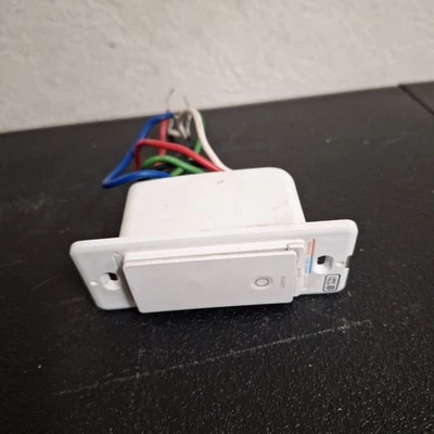 Belkin Wemo Wi-Fi Smart Single POLE 3 Way Light Switch Apple HomeKit  - WLS0403 - Image 1 of 4