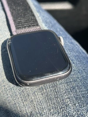 Apple Watch 4 Series 44 mm Gute Zustand - Bild 1 von 4