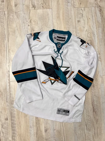 Reebok NHL Long sleeve Jersey San Jose Sharks Sweater Men Size M Cover