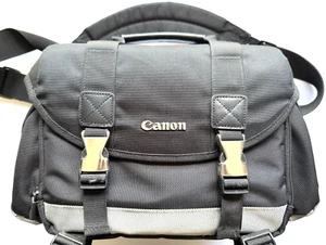 LARGE CANON 200DG MULTI POCKET CAMERA BAG CHROME CLASPS HANDLE & SHOULDER STRAP - Picture 1 of 8