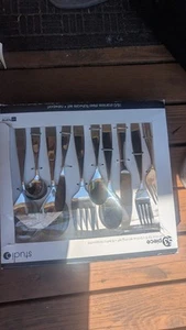 JC PENNEY HOME COLLECTION NEWPORT 18/0 Edelstahl NEU Vintage SERVICE FÜR 8 - Bild 1 von 3