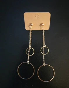 Orecchini tono oro cerchi eleganti pendenti regalo calza stuffer - Foto 1 di 3