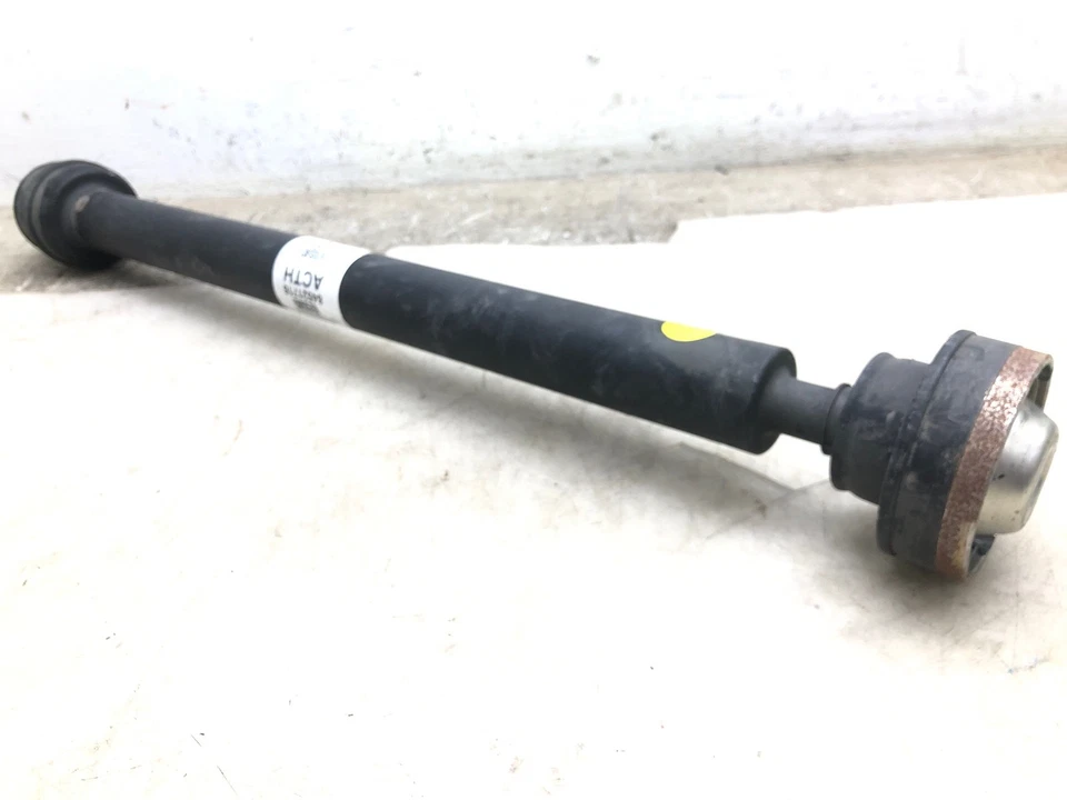 2023 GMC CANYON 2.7L FRONT DRIVE SHAFT *7K MILES* 84521716 OEM - Imagem 1 de 4