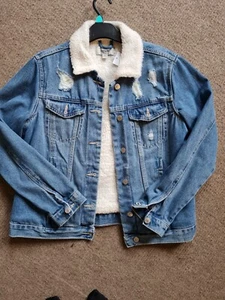 Sharling Denim Jacket-New look.Size 12-13.But is look size S - Picture 1 of 3