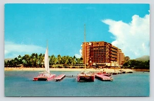Hilton Hawaiian Village Waikiki Strand Sand Katamaran Vintage unverpostet Postkarte - Bild 1 von 2