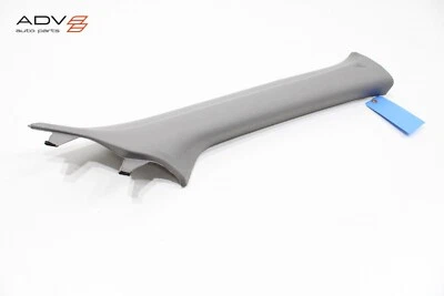 Toyota Highlander 2014-2019 parabrisas derecho un pilar moldura cubierta panel OEM Foto 1 de 4