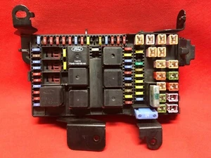 02 FORD SUPER DUTY INTERIOR FUSE PANEL JUNCTION BOX RELAY MODULE 2C7T-14A067-AN - Picture 1 of 10