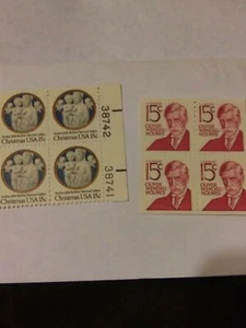 U.S. MINT NH TWO 15 CENT BLOCKS FV 1.20 CV 6.50 - Picture 1 of 4