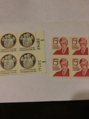 U.S. MINT NH TWO 15 CENT BLOCKS FV 1.20 CV 6.50 - Image 1 of 4