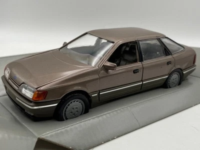 #02 SCHABAK Ford SCORPIO 1:25 diecast - Immagine 1 di 4