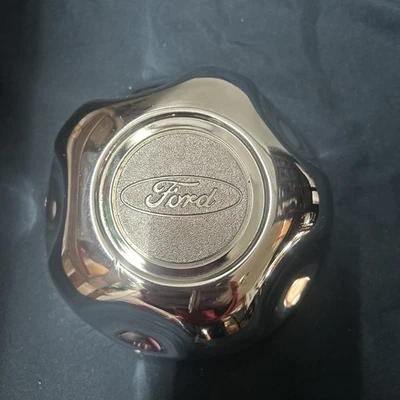 Ford Explorer 1995-1999, Ford Ranger OEM tapa central cromada F57A-1A096-MB  Foto 1 de 4