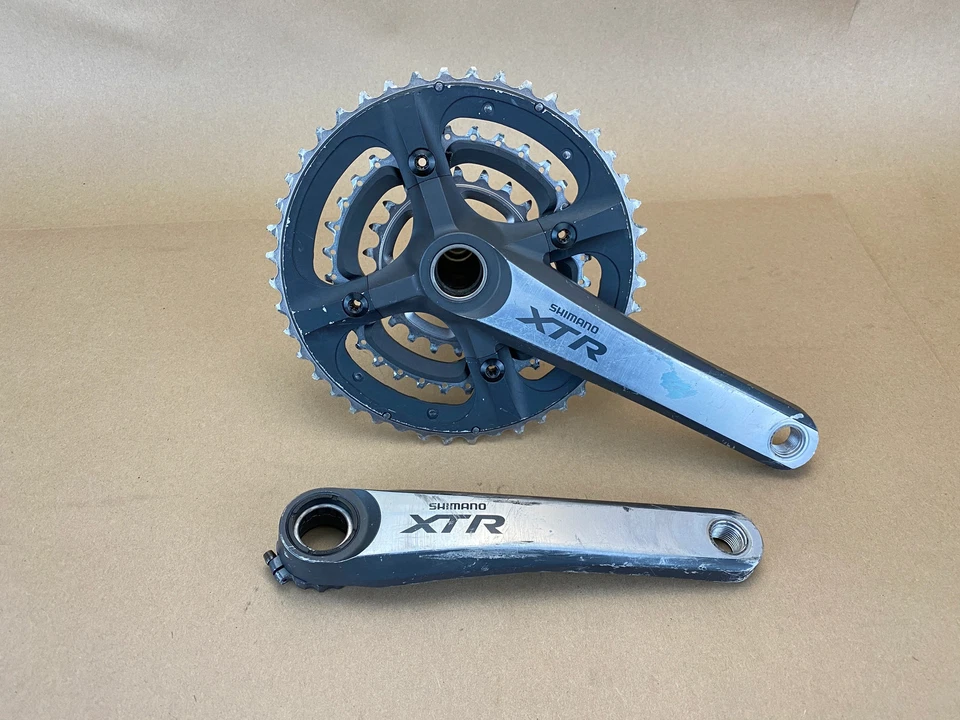 Juego de bielas Shimano XTR M970 - 175 44/32/22 Foto 1 de 4