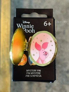 Disney Loungefly Winnie the Pooh Ritratto Spilla con Cerniera - Maialino - NUOVO - Foto 1 di 3