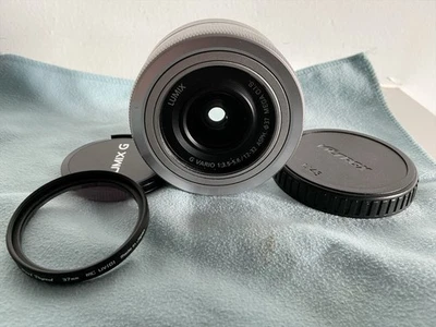 Panasonic Lumix G Vario 12-32mm F3.5-5.6 Mega OIS Micro Four Thirds Lens Silver - Image 1 of 2