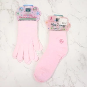 New 2pc Earth Therapeutics Pink Aloe Infused Moisturizing Gloves & Socks Set - Picture 1 of 9