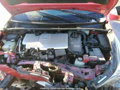 Used Exhaust Manifold fits: 2018 Toyota Prius Sedan 1.8 Grade A Foto 1 de 4