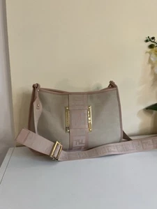 Fendi Zucca  Canvas Leather Beige/Pink Women'S Shoulder Bag EUC - Picture 1 of 18