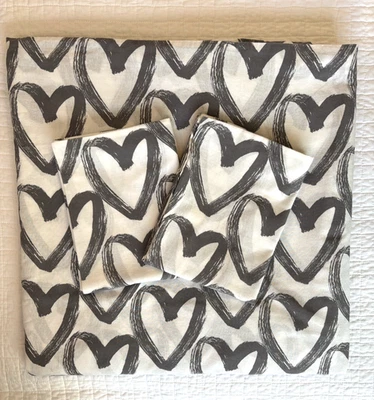 IKEA  LYKTFIBBLA  FULL/QUEEN DUVET COVER +2 PILLOWCASES White with Gray Hearts - Image 1 of 4