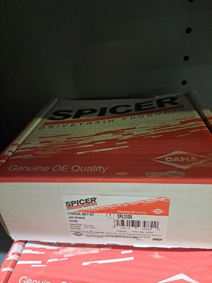 Junta universal del eje de transmisión Dana SPICER SPL350X serie SPL350 2.559" X 6.772" Foto 1 de 1