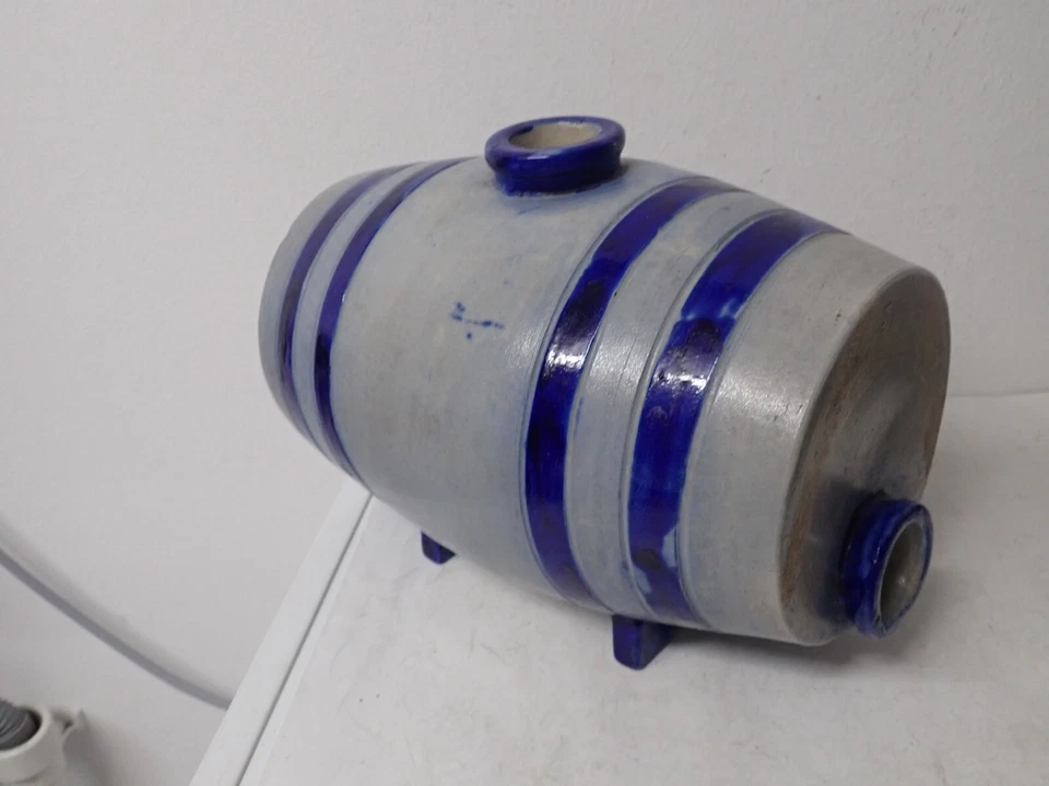 Antikes Essigfass Schwaben um 1890 aus Steinzeug Blau bemalt und geritzt - Bild 1 von 4