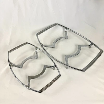2 Vintage Corningware Metal Trivet Casserole Stand 2 Sizes P 10/11 M 1 MCM - Image 1 of 4