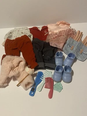 "Lote de ropa para muñecas de 18"", camisa original de 17 piezas, pantalones, zapatos, accesorios, peines" Foto 1 de 4