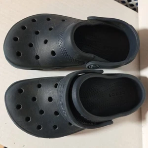 Crocs Kids Size C 13 Dark Blue/black - Picture 1 of 6