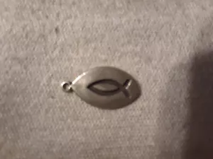 Sterling Silver 925 Fish Charm F40 - Picture 1 of 3