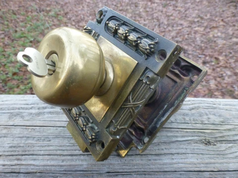 Antique Victorian Adjustable Door Lock Art Deco Brass Bronze Lockset 2 knobs Key Cover