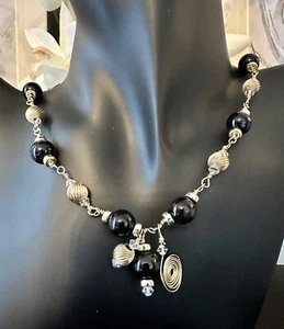 Gorgeous Onyx And Gold Beaded Necklace And Bracelet Set - Picture 1 of 7